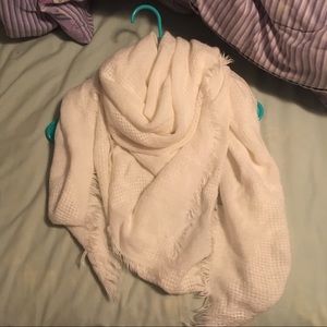 White Blanket Scarf